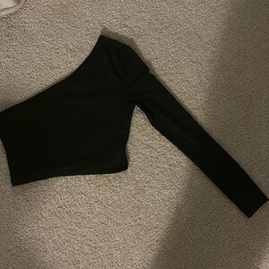one sleeve cropped top